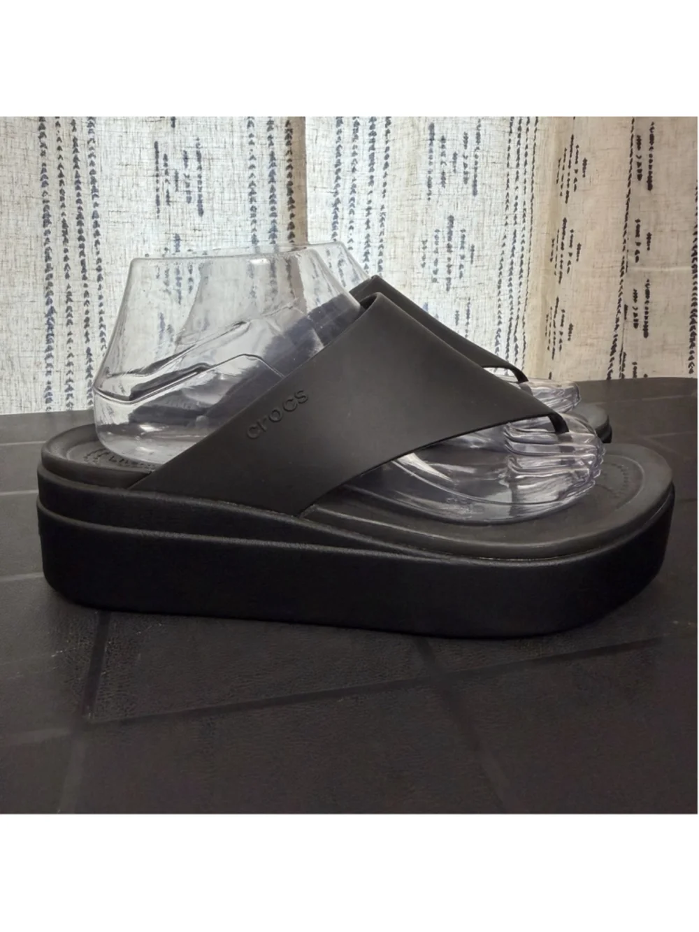 Crocs LiteRide Brooklyn Black Platform Wedge Flip Flops Womens Size 10